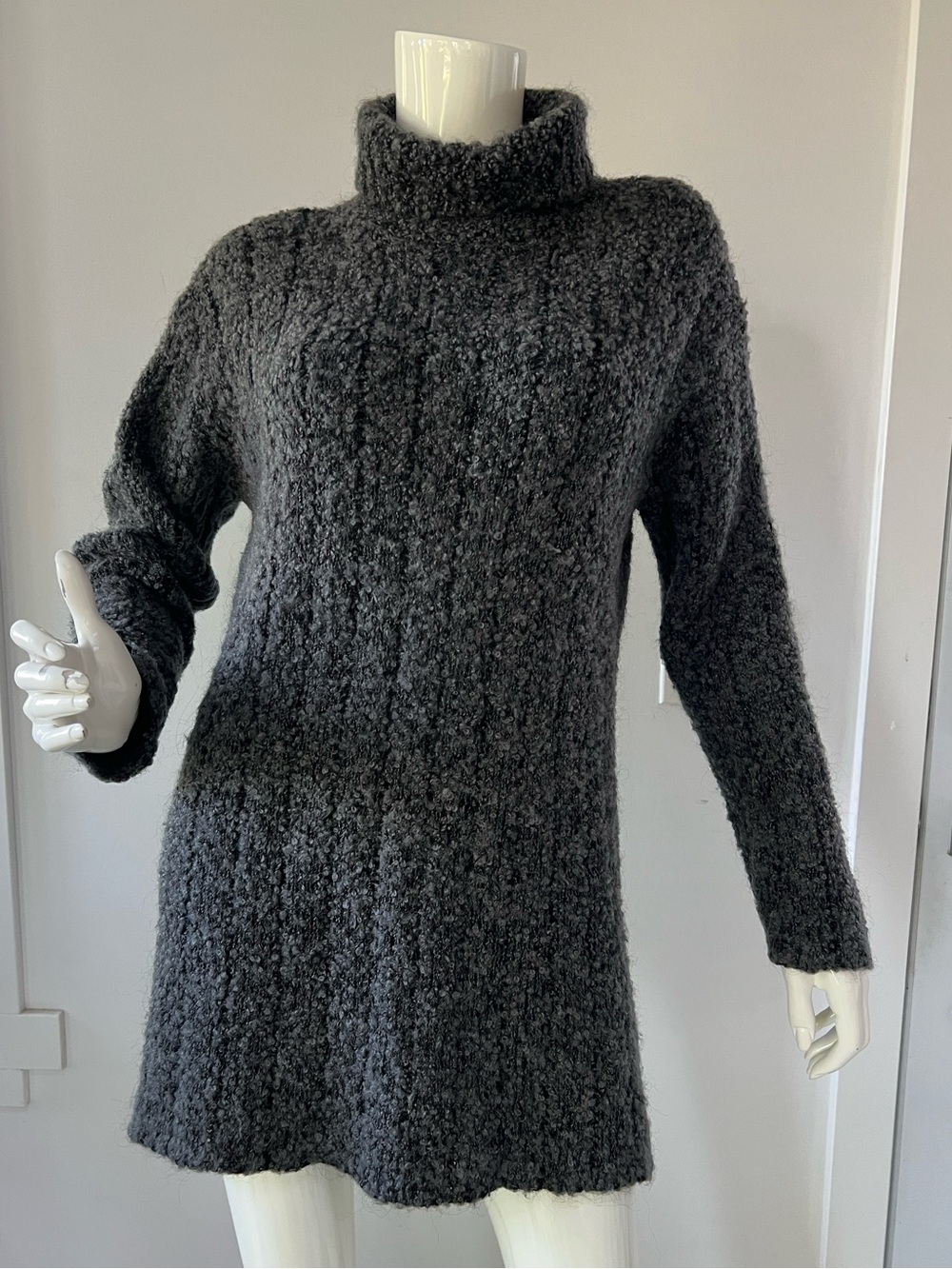 Jones New York Charcoal Turtleneck Sweater Wool Mohair blend chunky